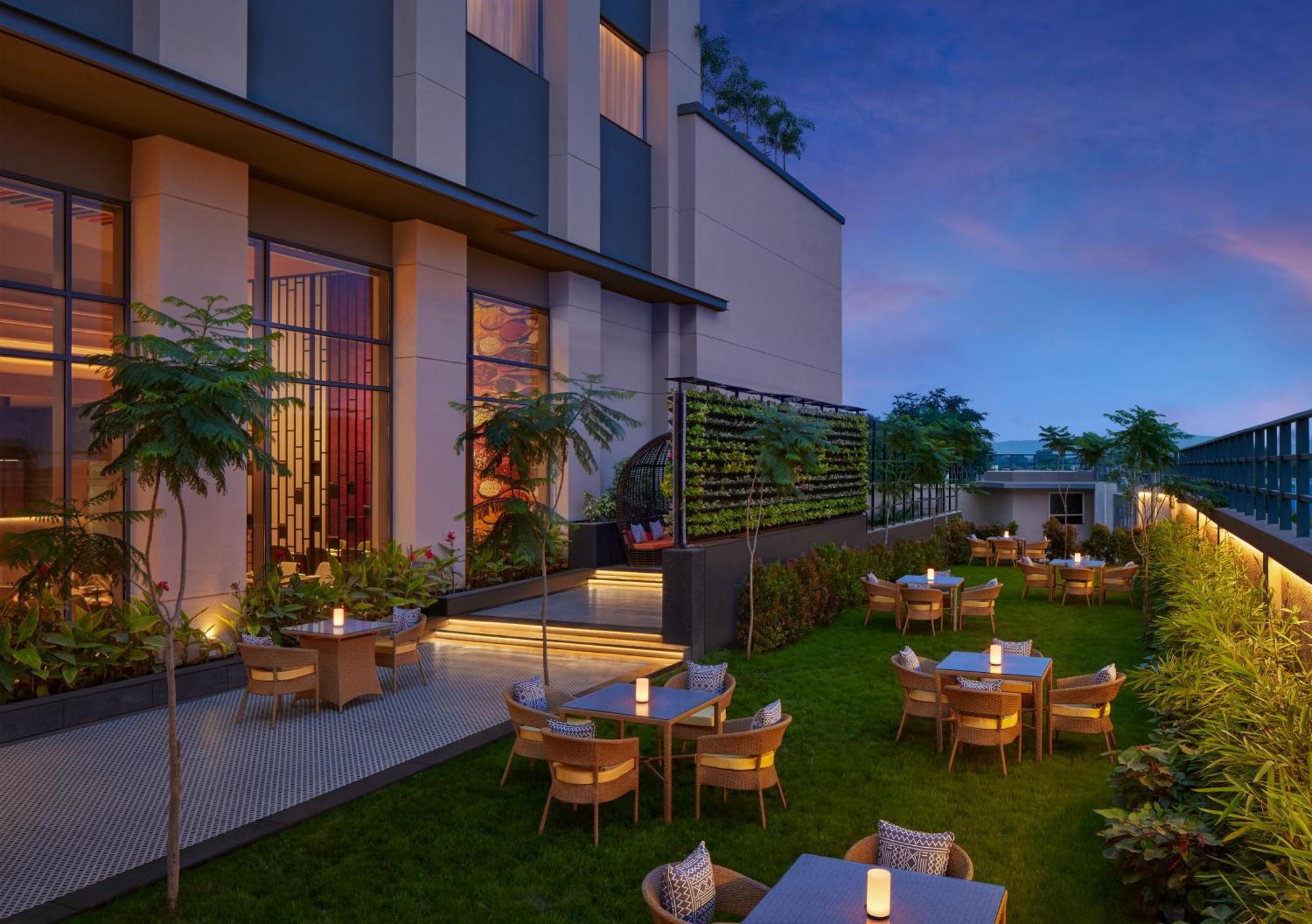 Hyatt Place Aurangabad Airport Εξωτερικό φωτογραφία
